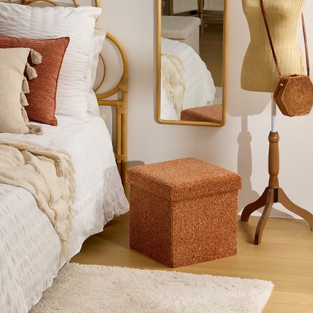 Taburet pliabil cu spatiu de depozitare Oxia, MDF, poliester, chihlimbar, 38X38 cm, 214258B 